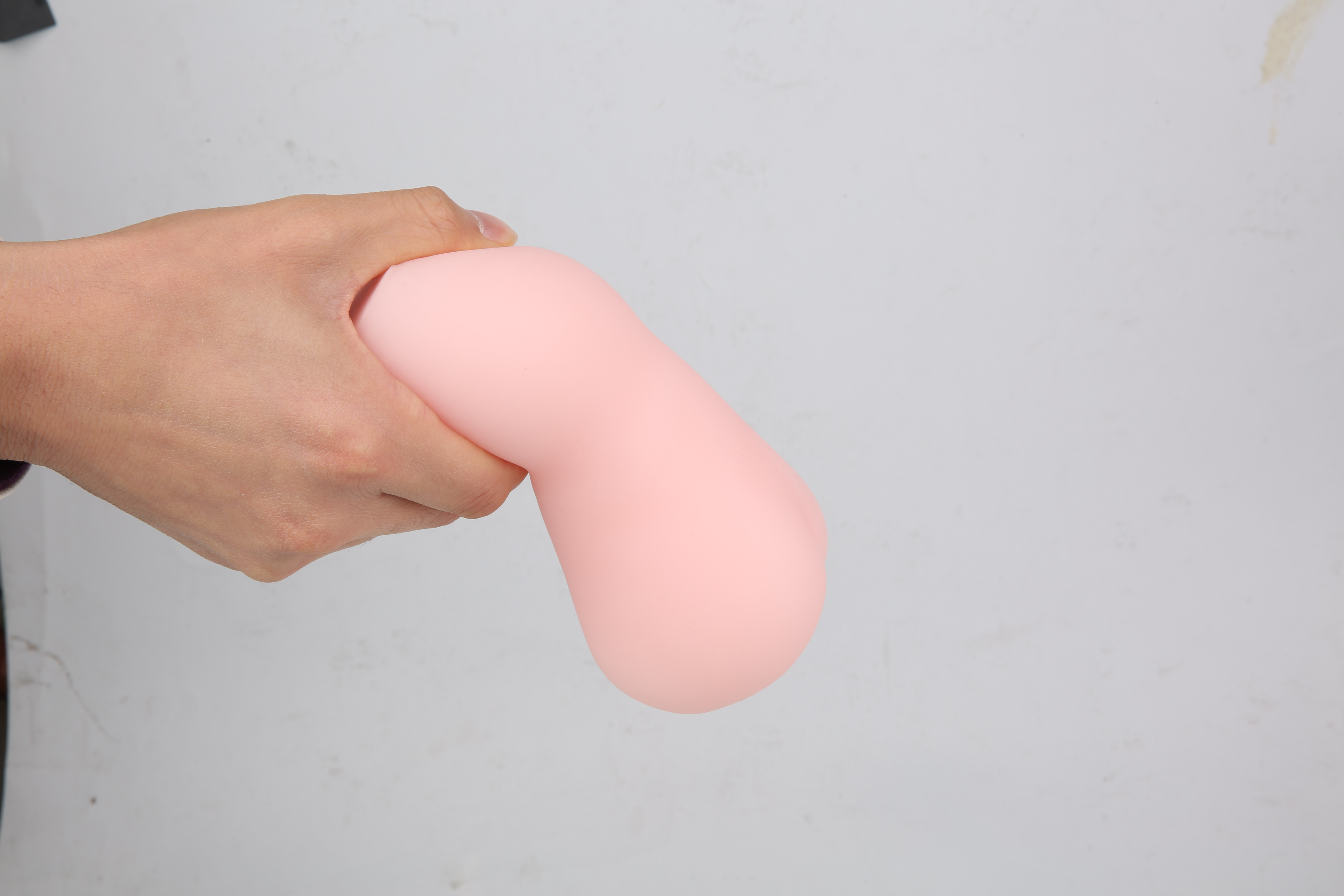 对子哈特 公众欲情——有个能“干”的姐姐是什么体验?   对子哈特最经典的一款