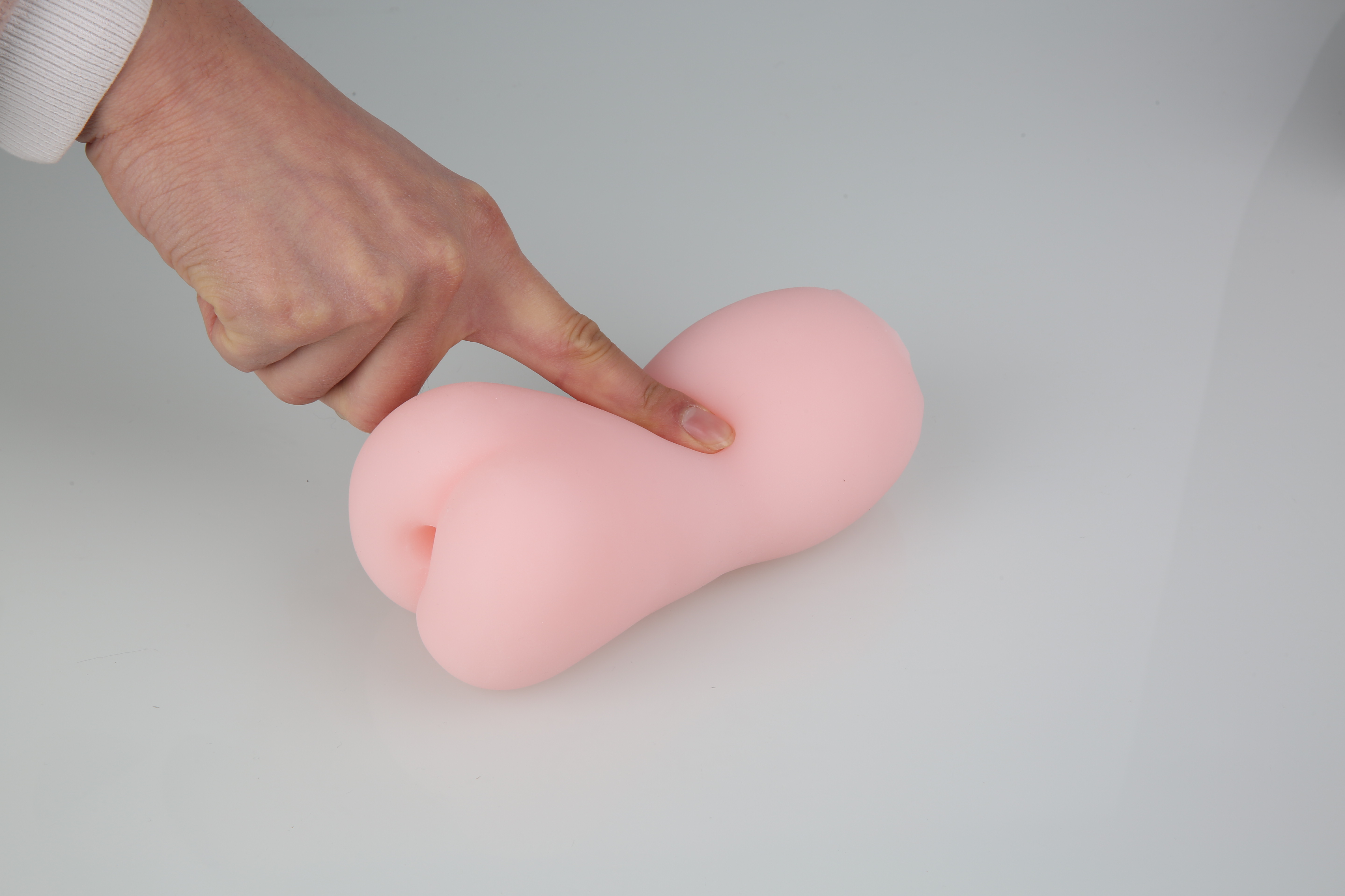 对子哈特 公众欲情——有个能“干”的姐姐是什么体验?   对子哈特最经典的一款