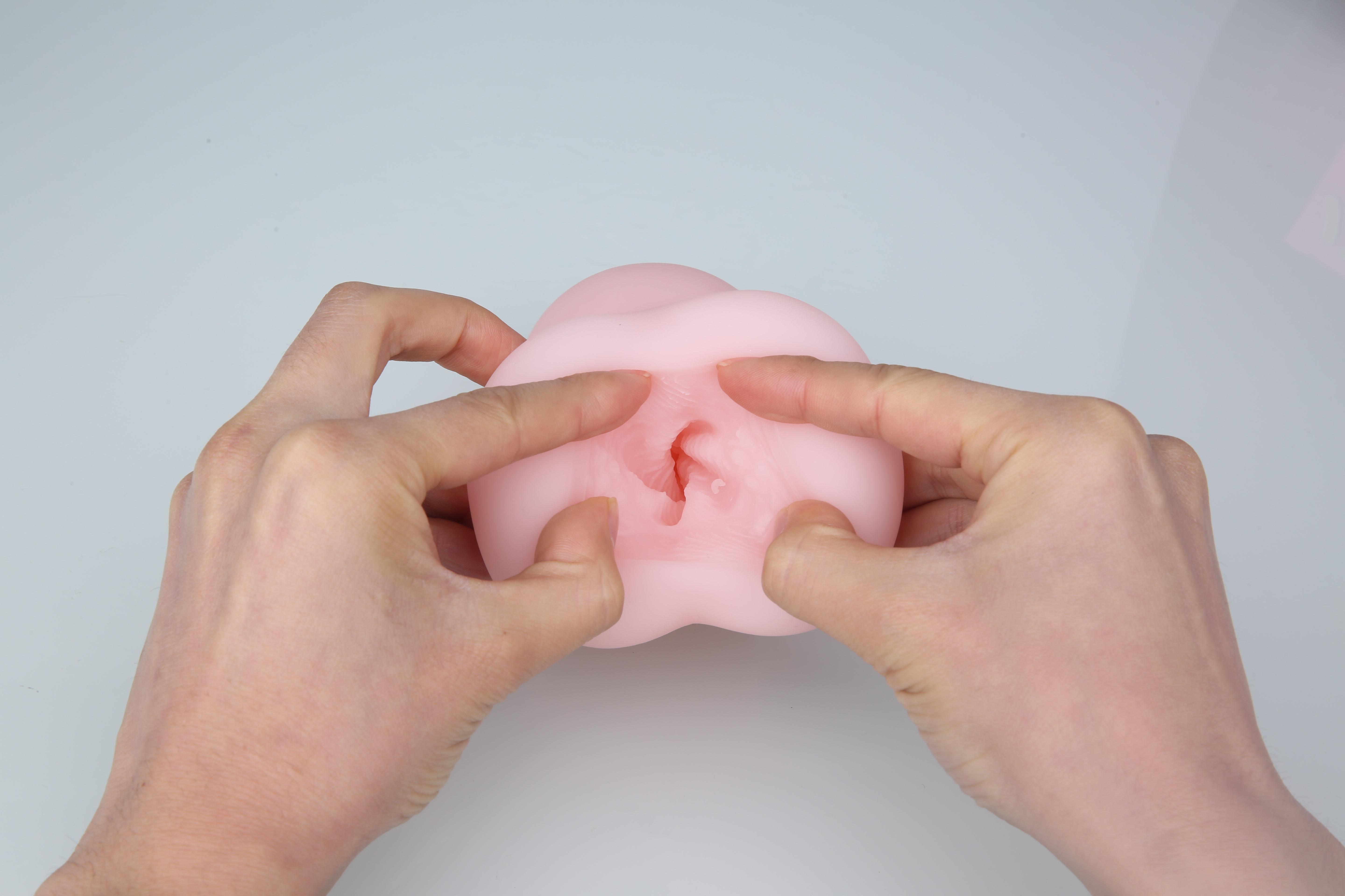 对子哈特 公众欲情——有个能“干”的姐姐是什么体验?   对子哈特最经典的一款