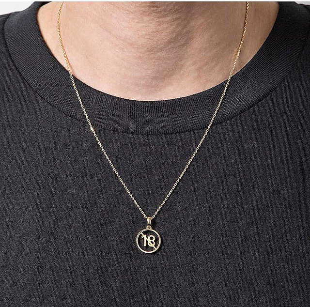 纯金打造的飞机杯,1000万都不卖   飞机杯要多少钱