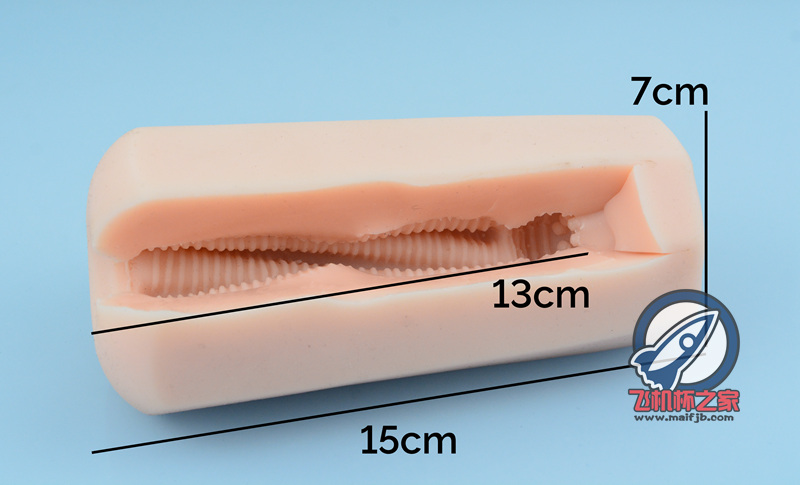 “精密的几何克苏鲁。”— 钻石天使评测