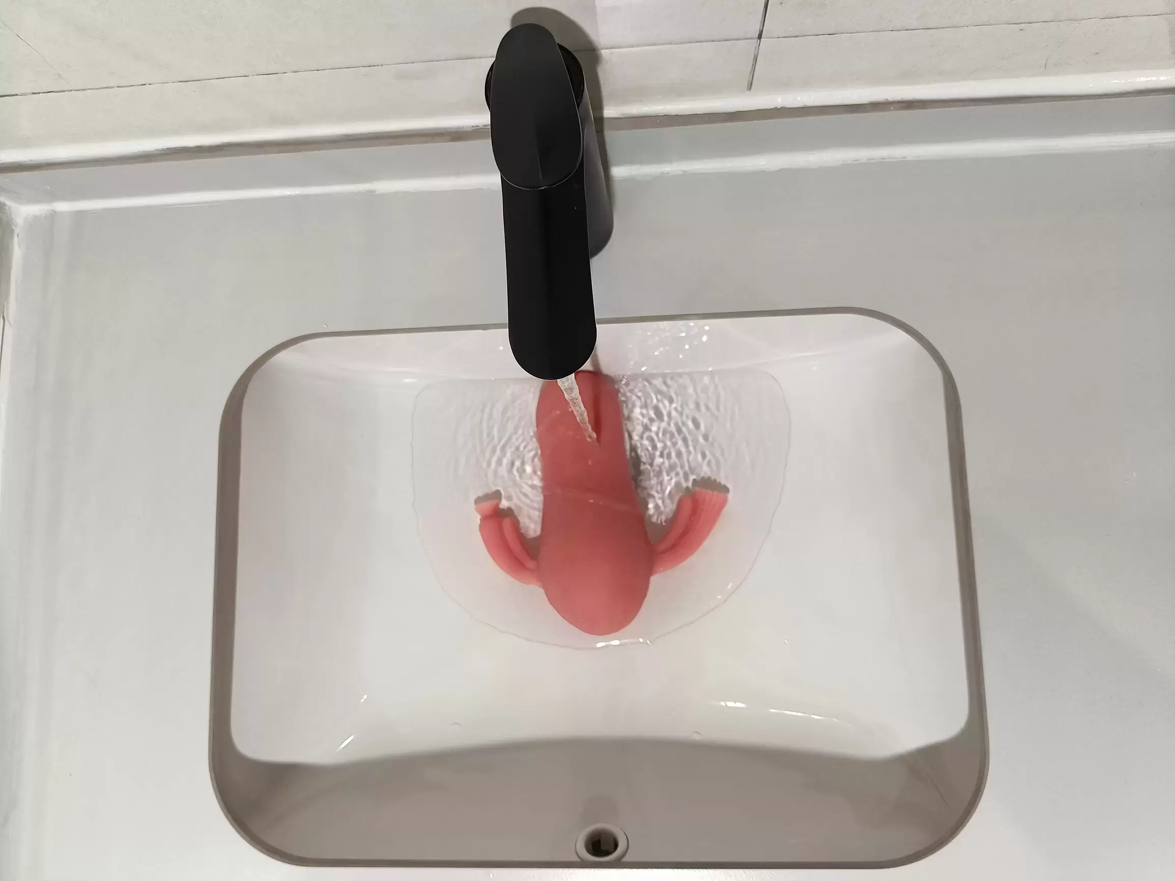 顶到宫颈是什么体验-杯多多真实子宫飞机杯名器测评