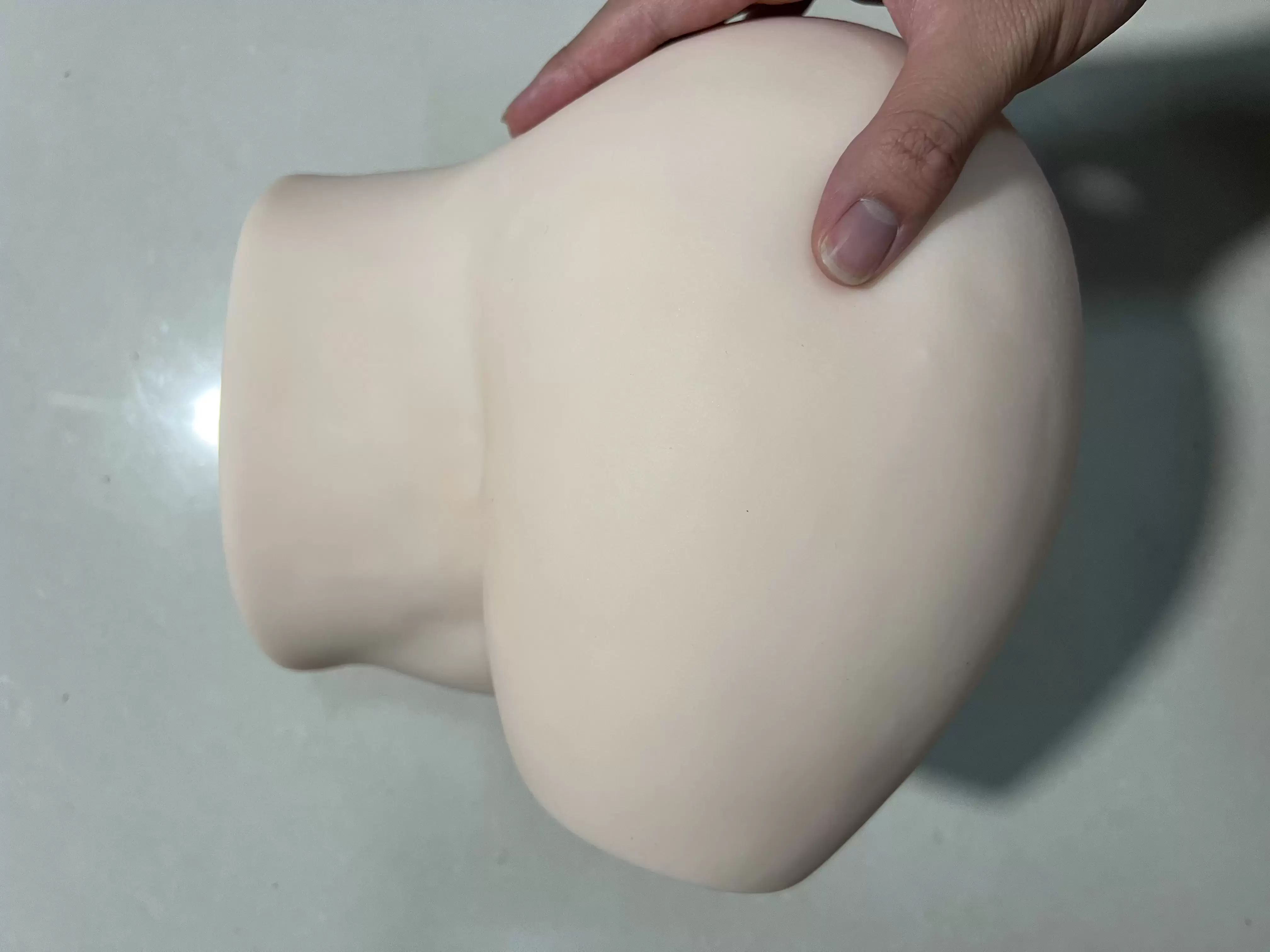 纯洁的外表,激情的内核-BONMOR圣女软尻臀部倒模测评