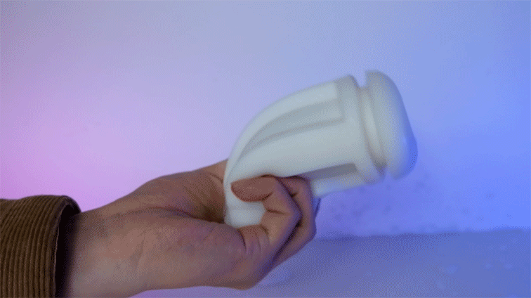 APP可视化操作很赛博-YUU小恶魔APP版全自动飞机杯评测