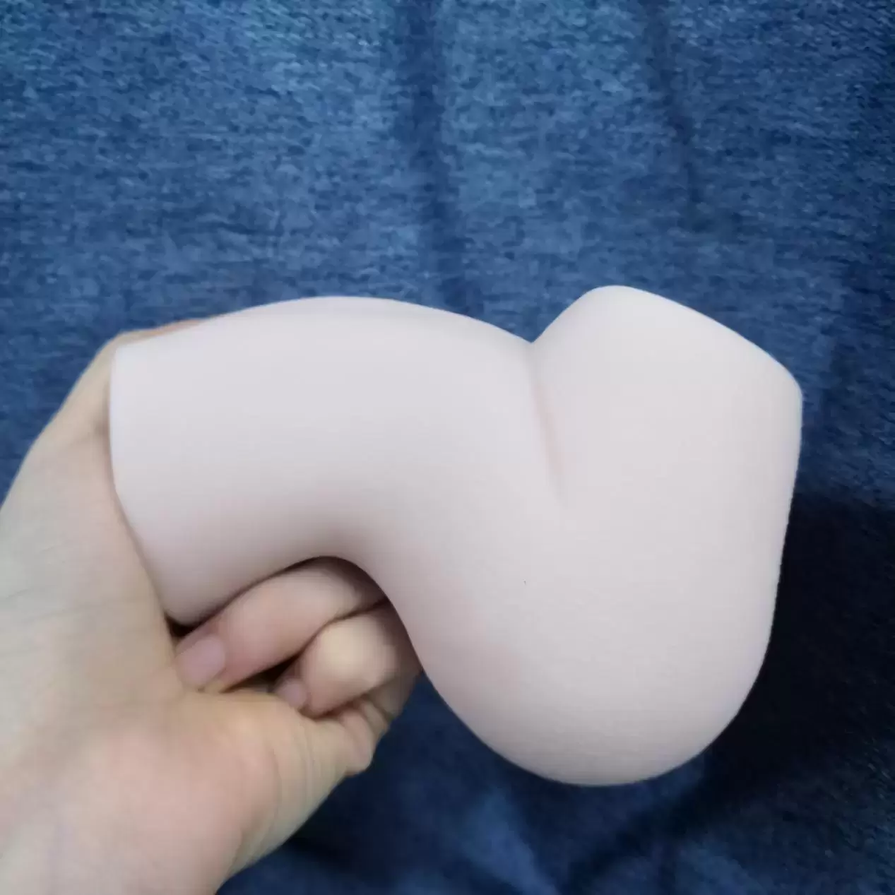 一个巴掌就能掌控的迷你臀-杯多多小萌臀飞机杯臀形名器评测