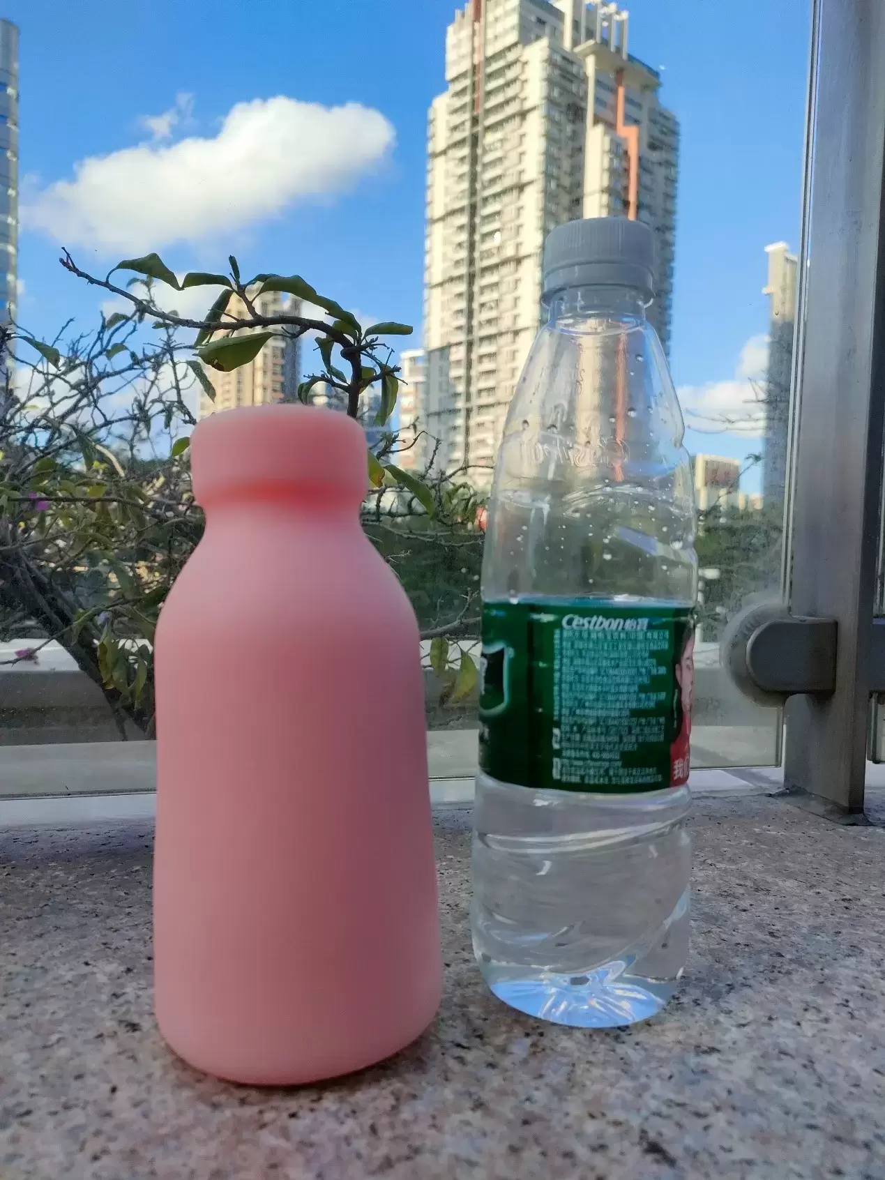 首款自加热进阶奶瓶-YUU热感奶瓶飞机杯名器评测