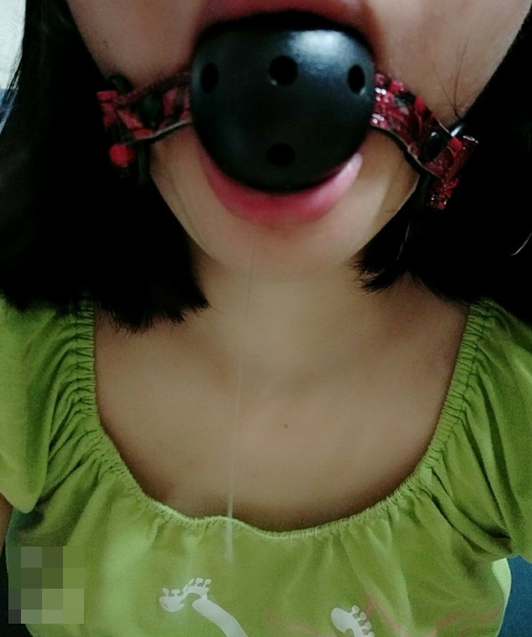 超美超羞耻的圆形口球