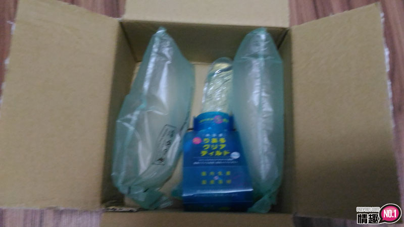 吸在立镜上欣赏自己的淫蕩模样~日本EXE纯日产弹力厚实上翘透明软胶拟真老二_12cm;