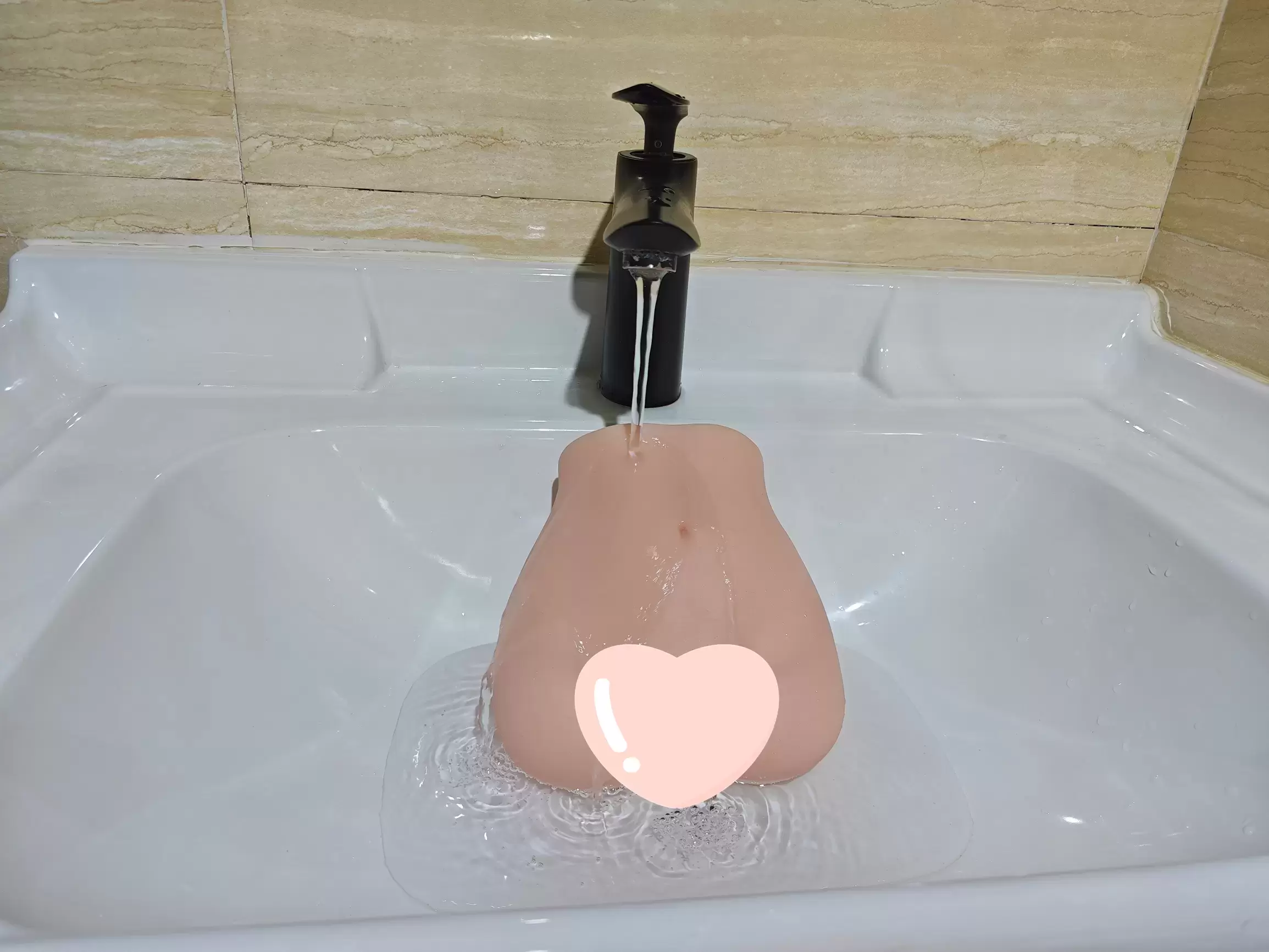 可爱外观与出色体验完美结合-杯多多软妹萌臀名器倒模测评