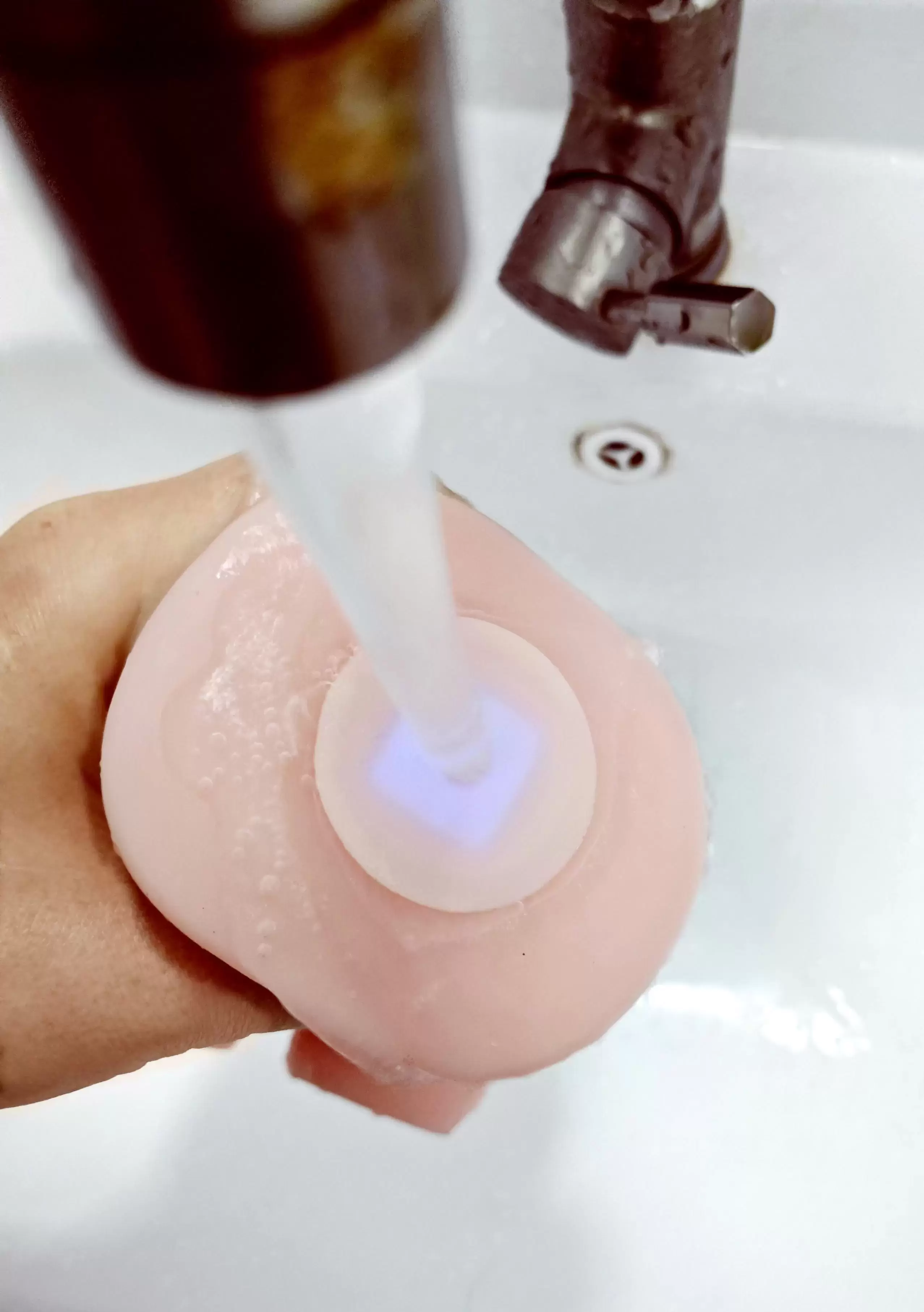 一款能满足你对二次元所有幻想的自加热单手臀-YUU温情彼女飞机杯名器测评