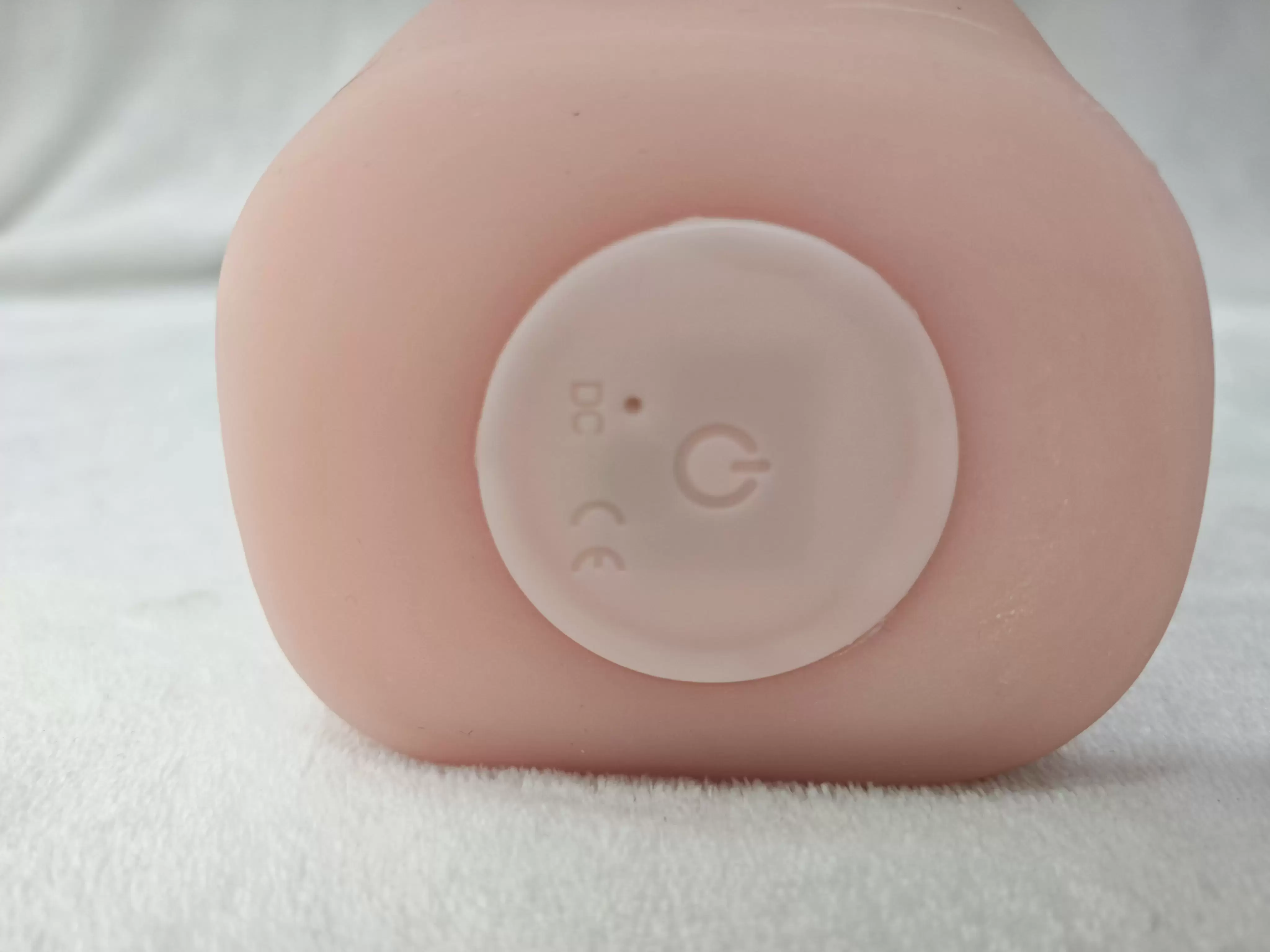 温度加持的榨汁杯-YUU虎牙妹妹加热版飞机杯名器测评