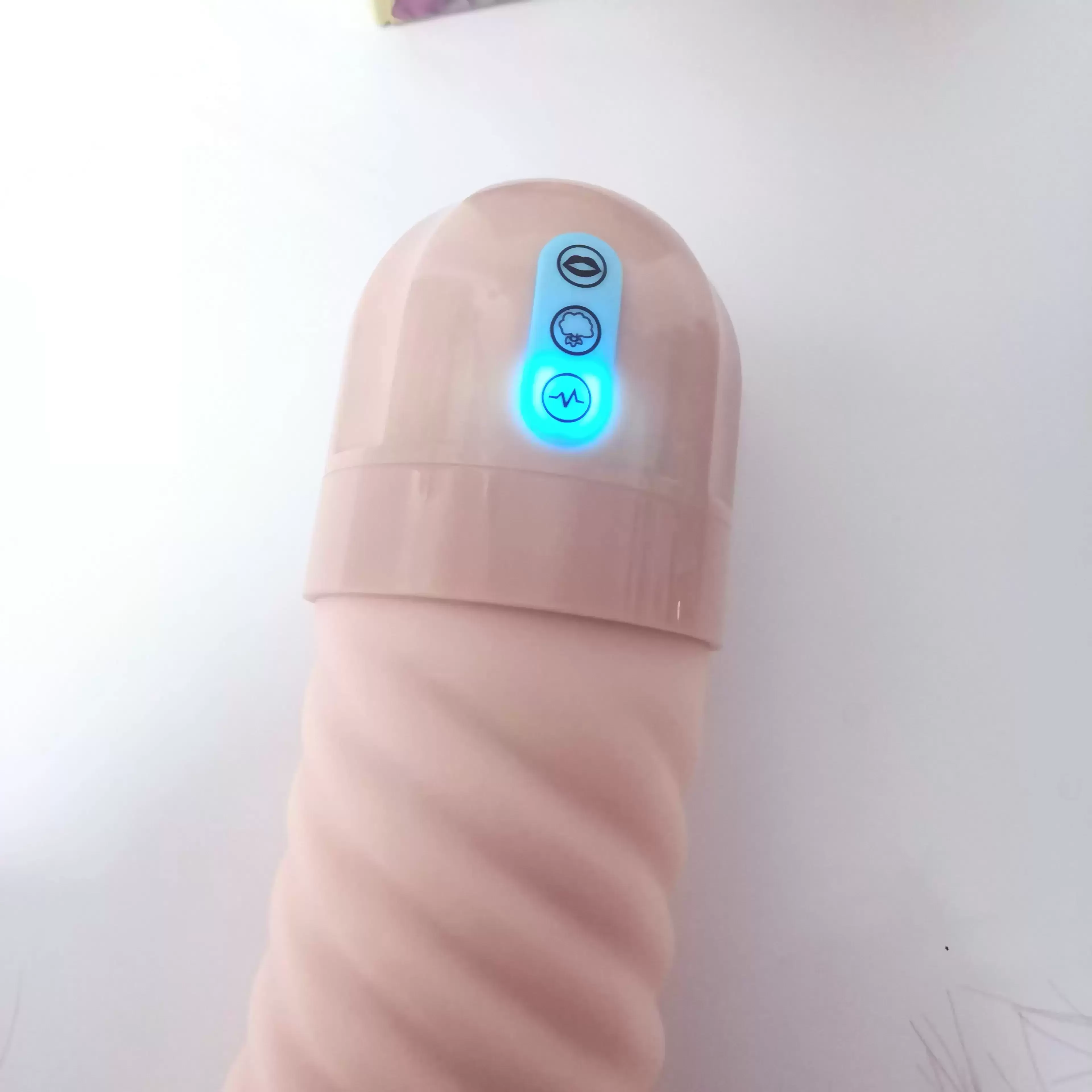 口爱吸的很刺激,跟真人一样-YUU吸吸口飞机杯名器评测