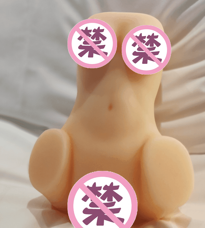 魏君子,10年的玩杯LSP,被邀请评测YUU极上双穴飞机杯名器