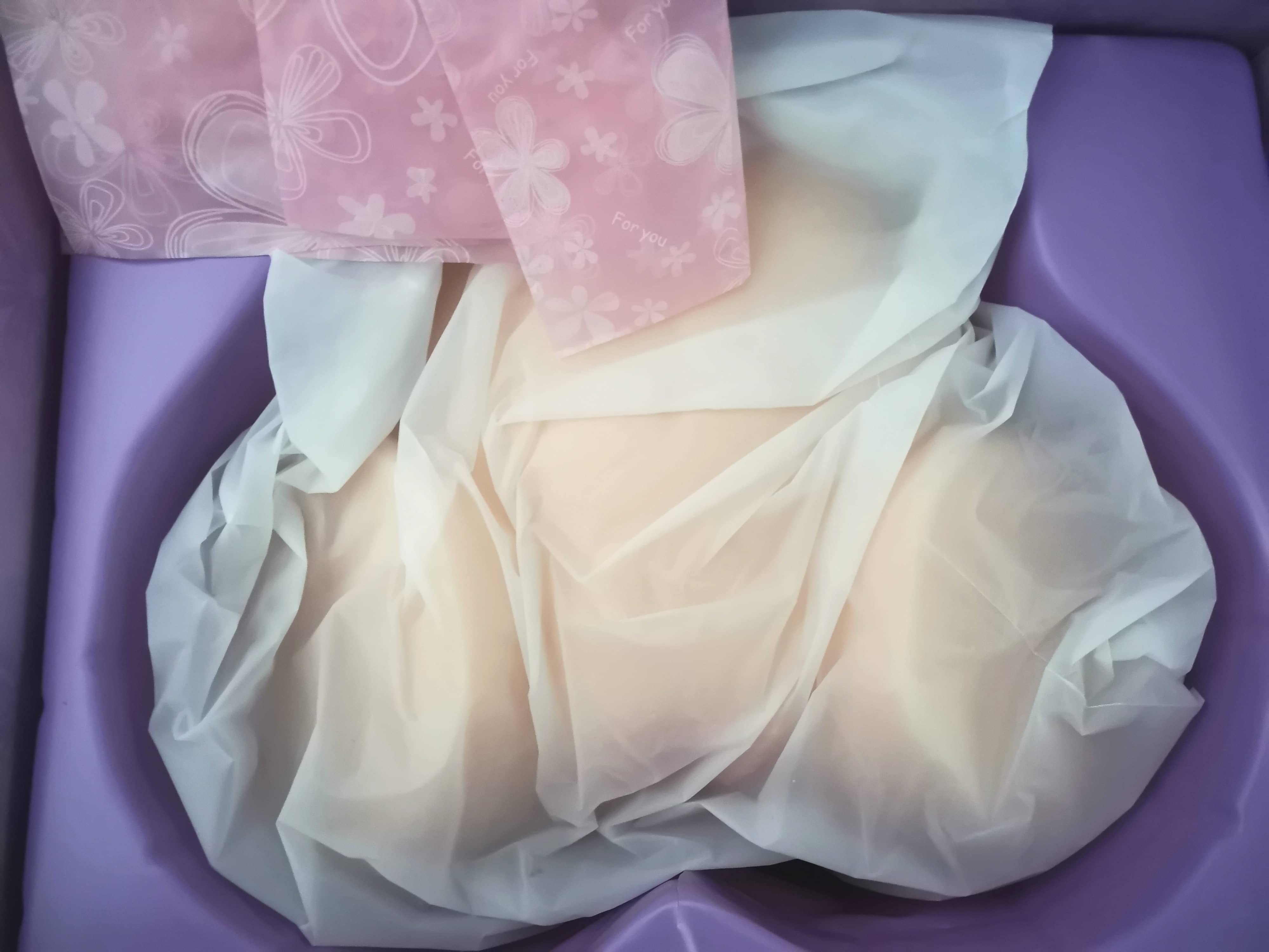 YUU宫花真实之尻真人倒模飞机杯名器评测 – 风俗娘评鉴指南