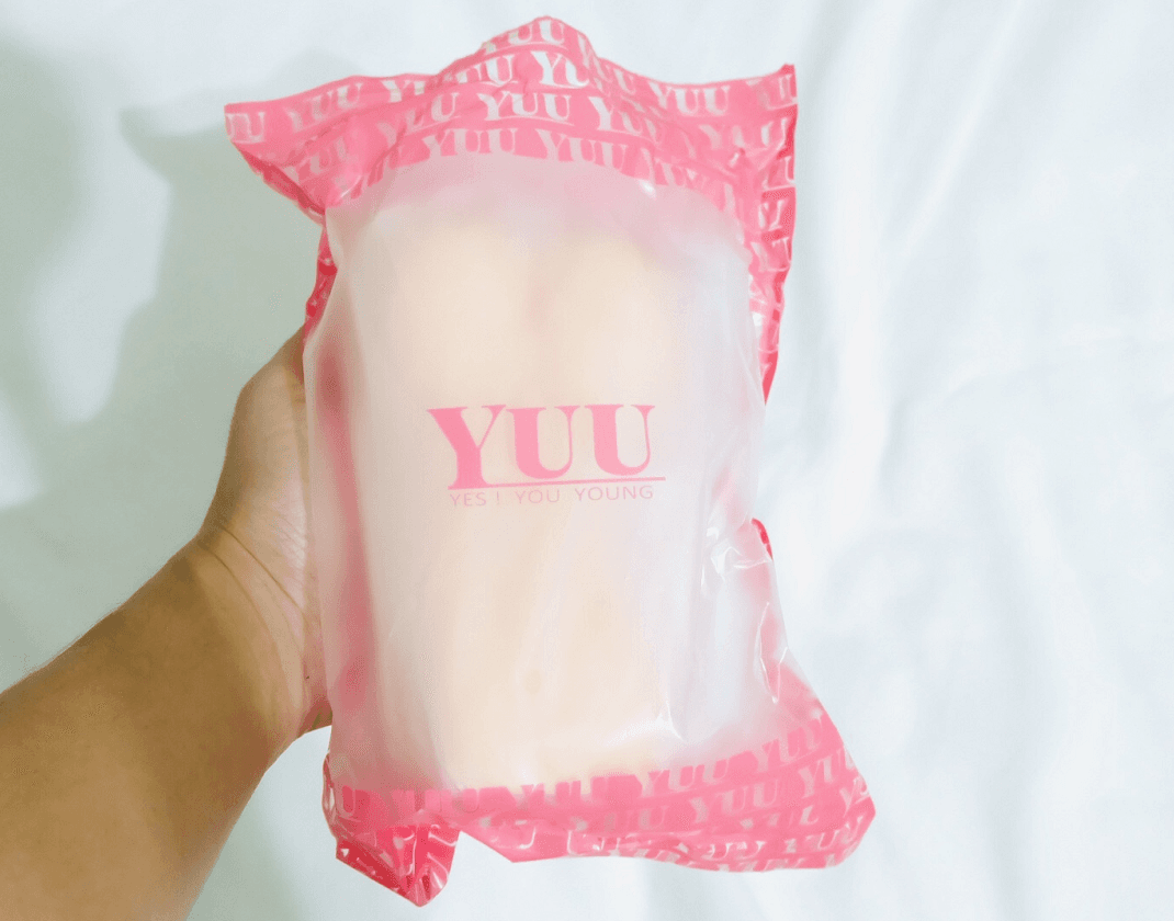 YUU小优物语飞机杯评测 – OMG！一开箱就送画册，内容精彩，杯叔无法直视！