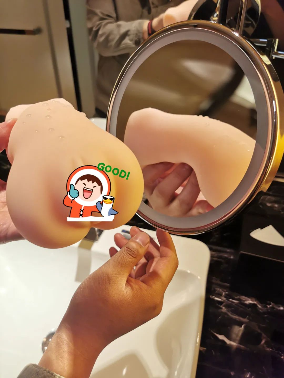 在五星级希尔顿的行政套房里玩YUU的“小优物语”是怎么样的感受?