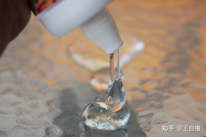 最好用的飞机杯润滑液?黏糊姐&乳香妹开箱测评