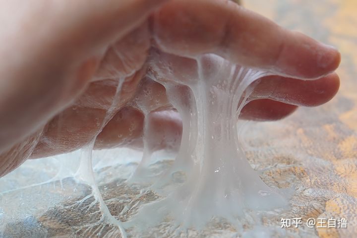 最好用的飞机杯润滑液?黏糊姐&乳香妹开箱测评