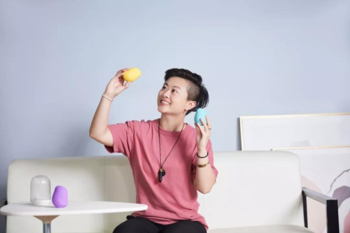 羞羞!第一次用逗豆鸟,就舒服到腿软了