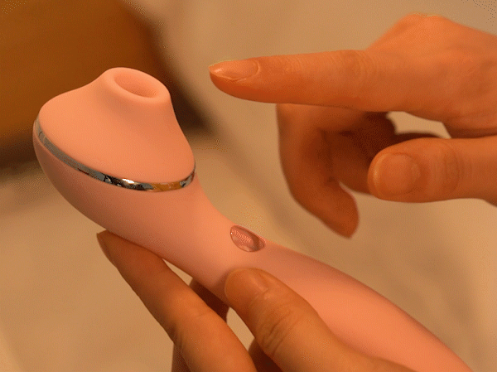 一根棒子两头耍,让我嗨到嗓子哑~