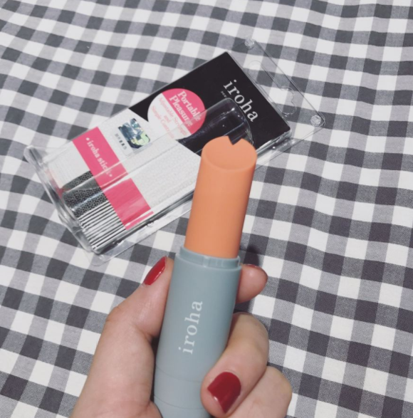 这支“口红”还能震动？还能按摩！？