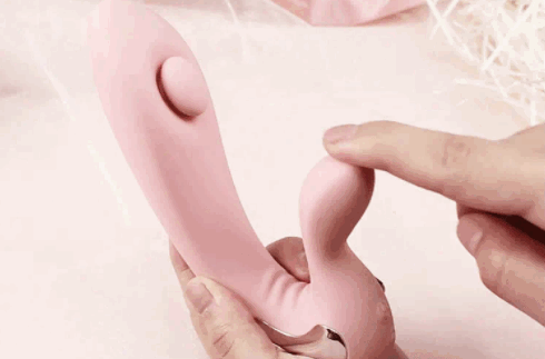 男女必学的指法 ,潮吹湿了床单……