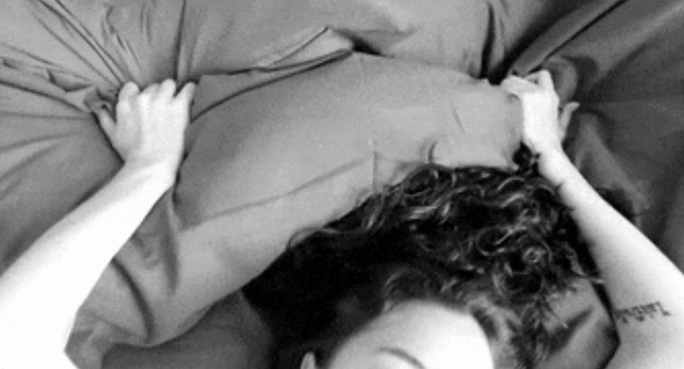 让她高潮迭起的口爱技巧竟然是它