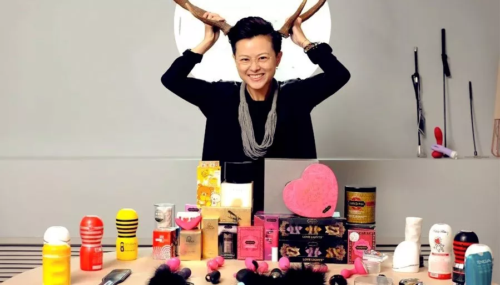 我第一次意识到性可以如此有趣、优雅和美