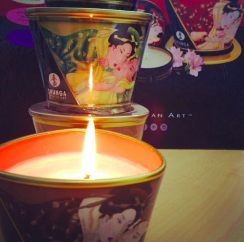 别误会，滴蜡只是看着疼而已