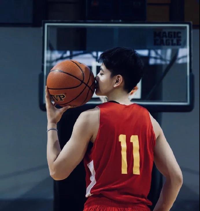 【玩测评】逃不掉的！这个S型的“人间扳手”，彻底搞定了我