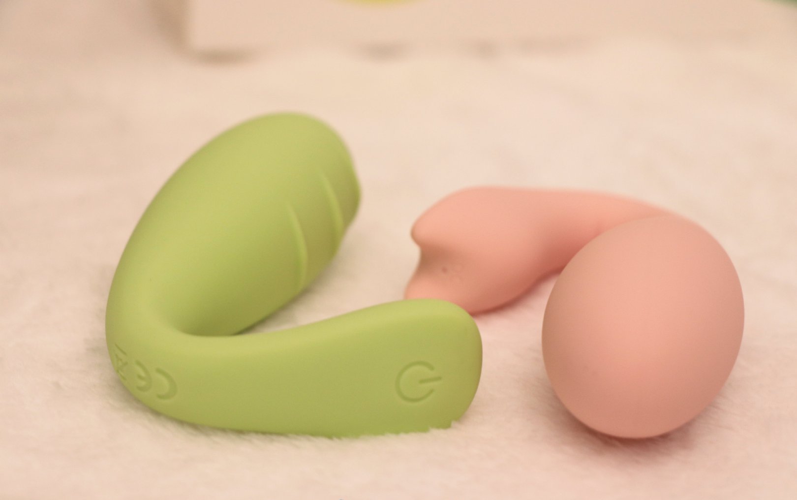 浪漫小豆芽情趣按摩棒测评