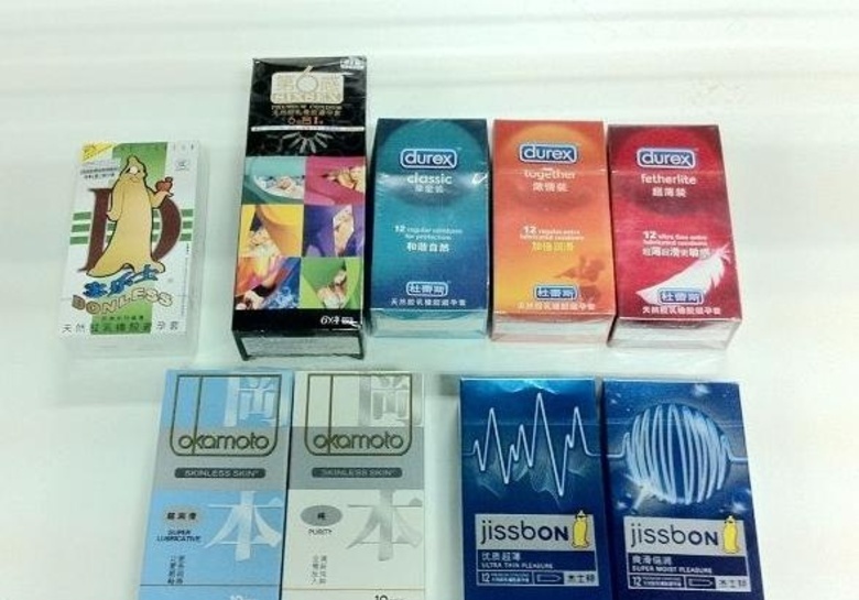 多图:8款常见品牌安全套评测,气味、外观、拉伸…