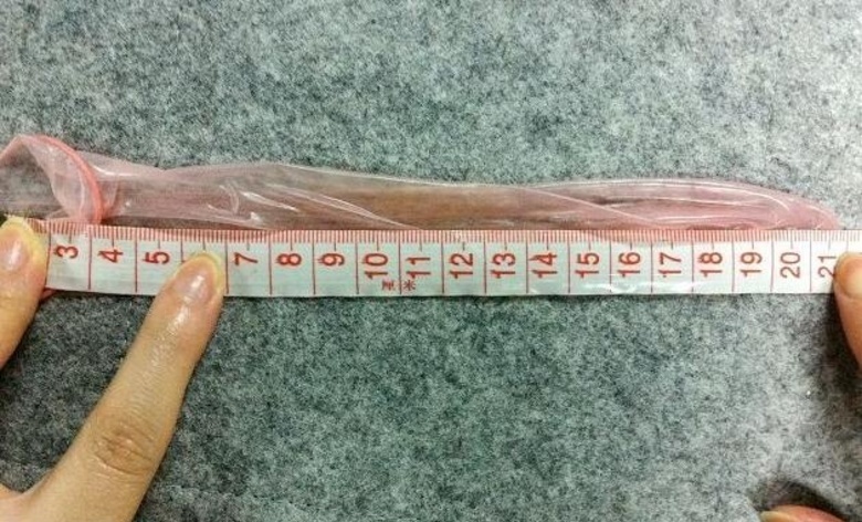 多图：8款常见品牌安全套评测，气味、外观、拉伸…