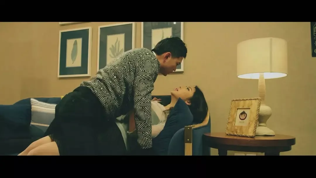 网络电影《情趣体验师》:男孩变男人的第一堂课