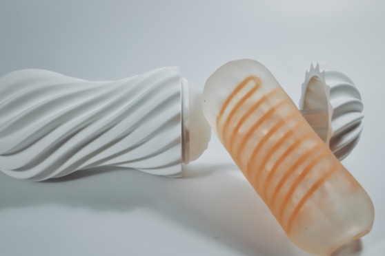 情趣玩具测评—TENGA飞机杯Spinner与moova对比