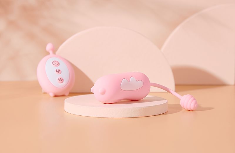 带小恶魔怪兽无线跳蛋逛街是什么感受?美女情趣体验师亲身体验