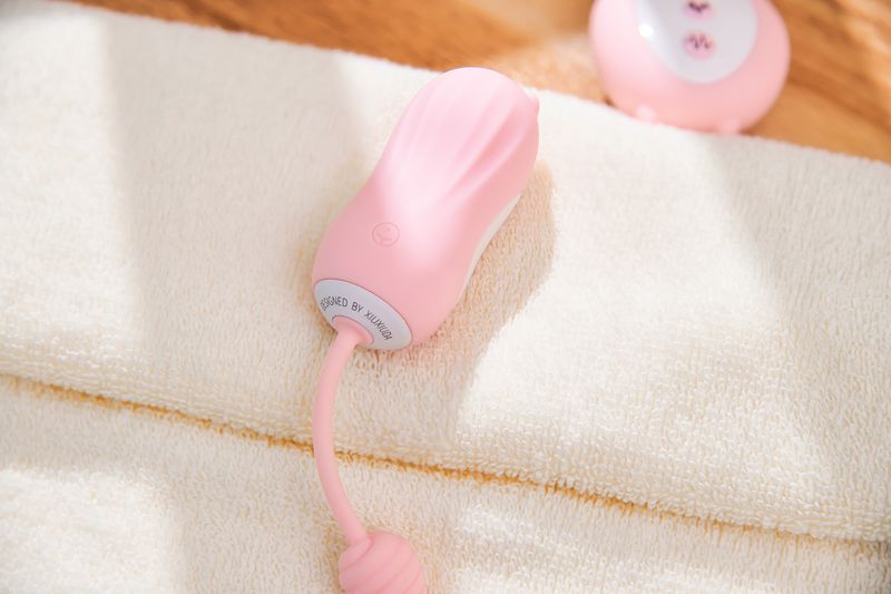 带小恶魔怪兽无线跳蛋逛街是什么感受?美女情趣体验师亲身体验