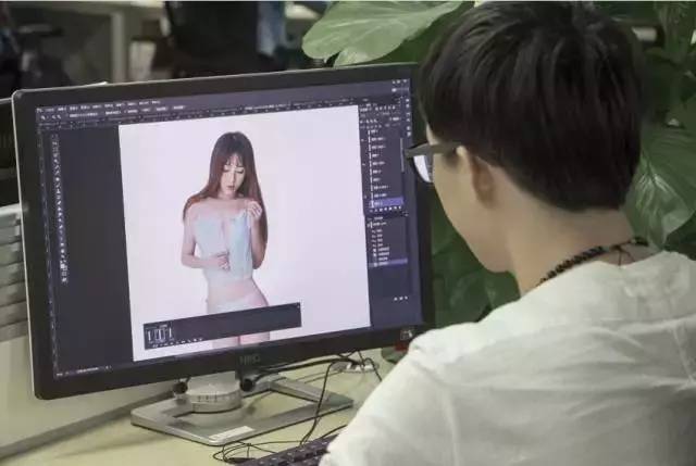 被问是否百人斩？几位身先士卒的「女情趣测评师」