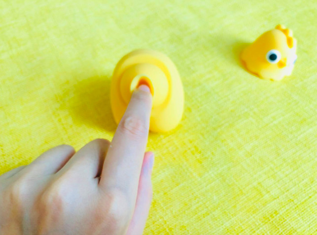 萌萌哒咕咕鸡吸吮震动智能跳蛋评测